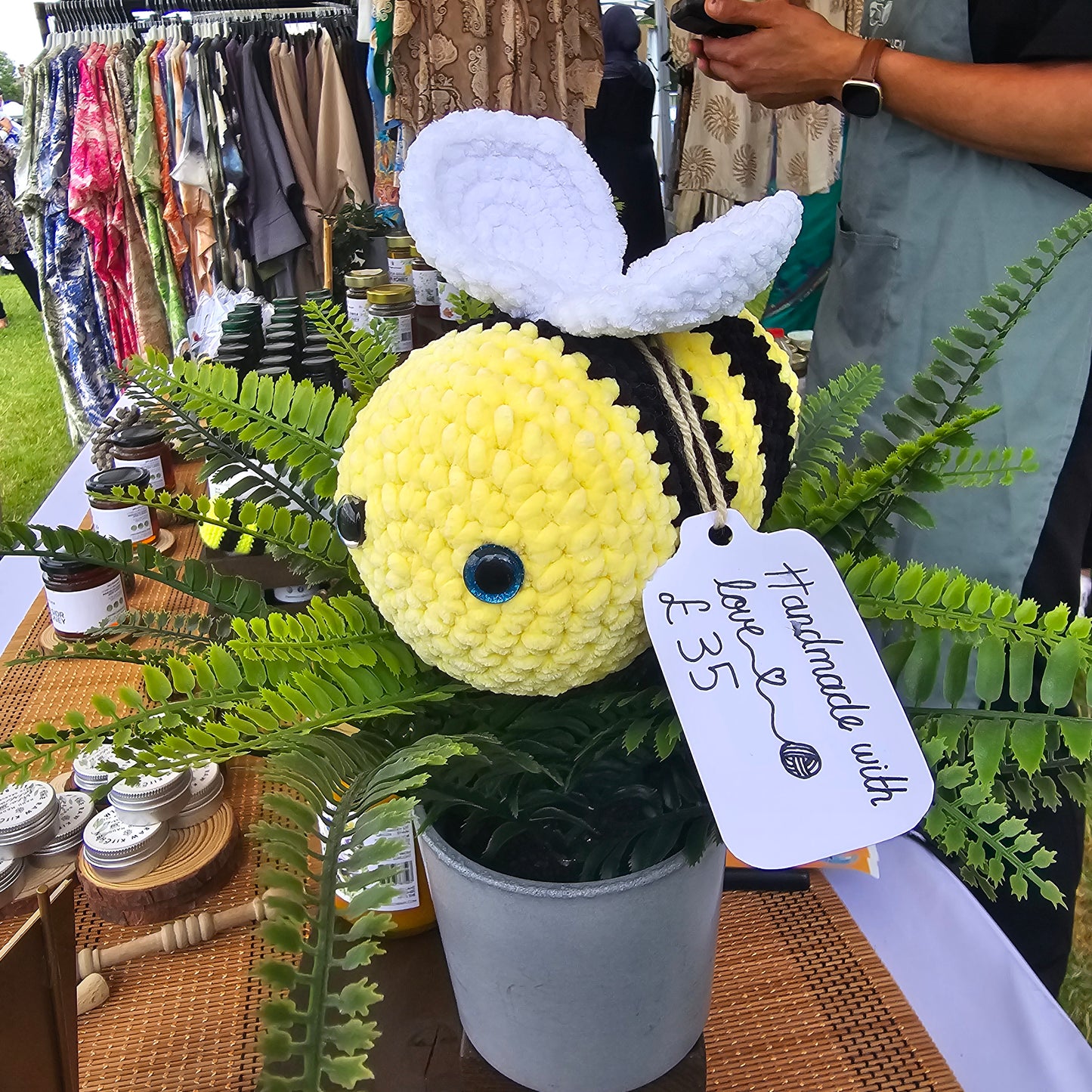 CROCHET BEE - LARGE